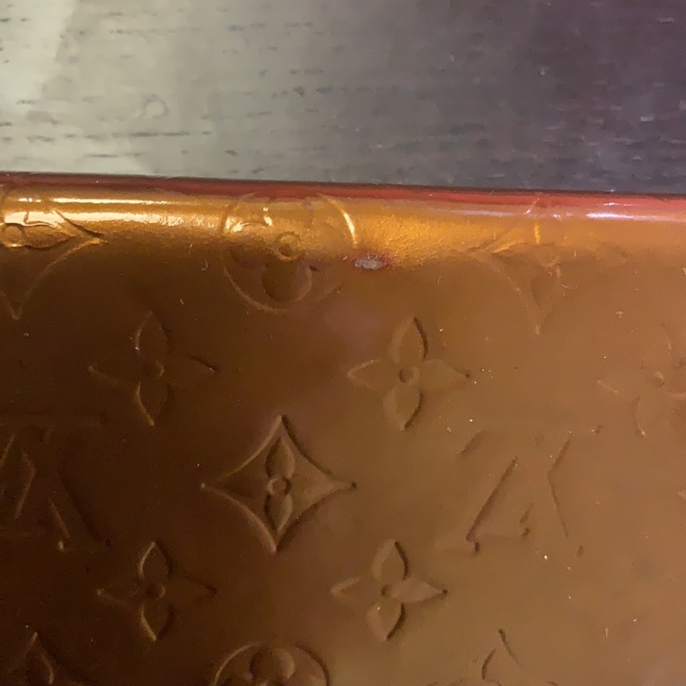 🔥 LOUIS VUITTON Vernice metallic‎ bronze/ gold patent Leather Sarah Wallet - Picture 11 of 11